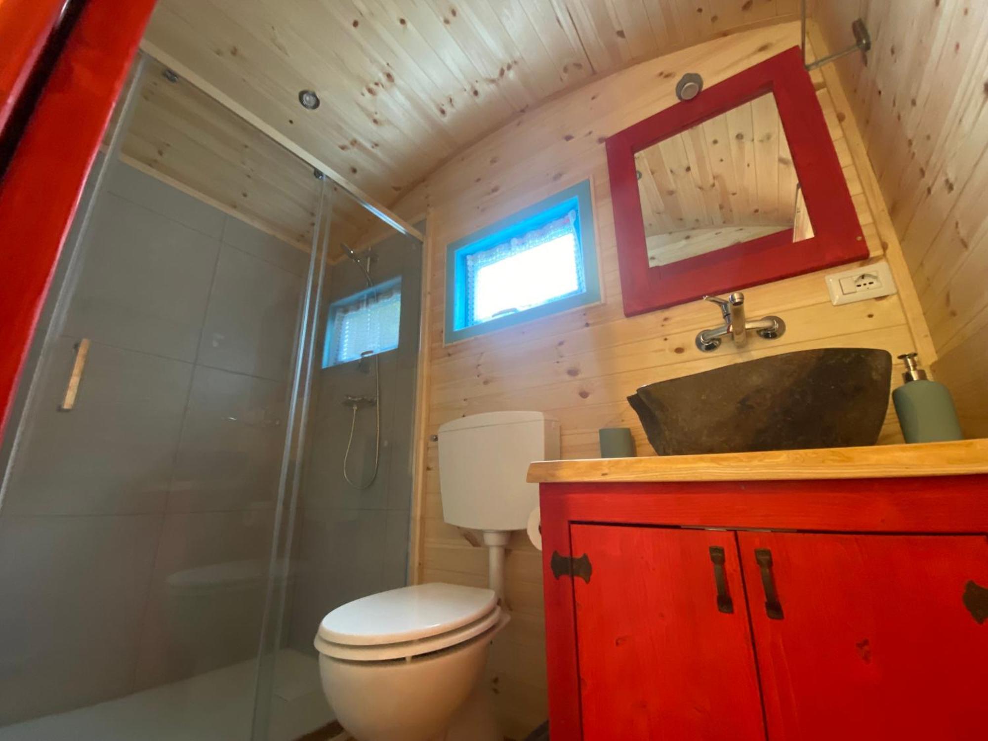 Agriturismo La Rovere - I Carrozzoni Gitani Cossano Belbo エクステリア 写真